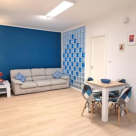 - Close To Metro & Connections